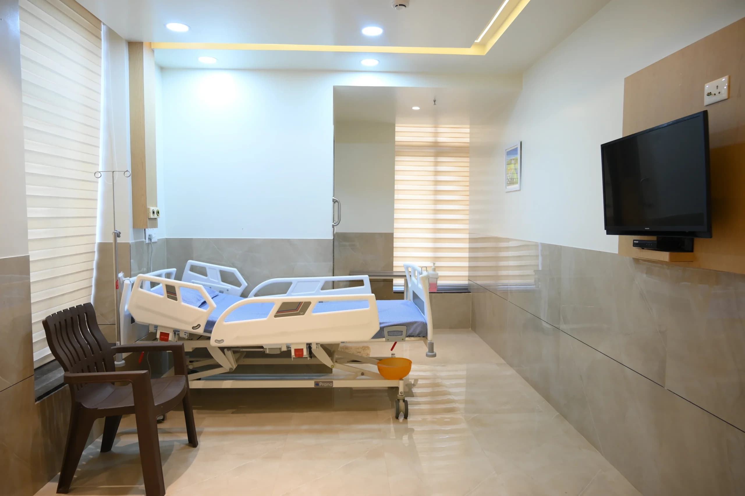 Six Sigma Hospital deluxe room